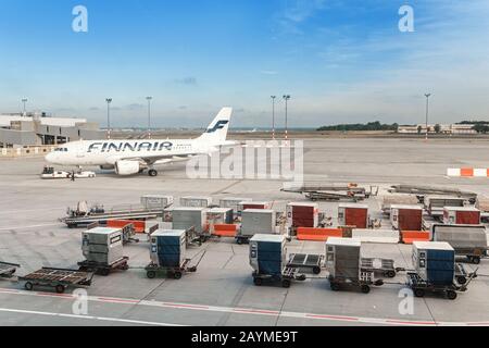 16 MAI 2018, BUDAPEST HONGRIE : avion Finnair à l'aéroport ferenc Liszt de budapest Banque D'Images