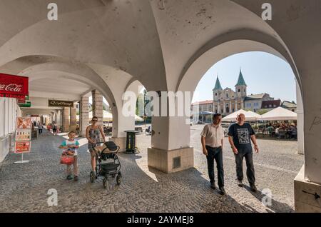 Arcades à Marianske namestie à Zilina, Haute-Vah, Slovaquie, Europe centrale Banque D'Images