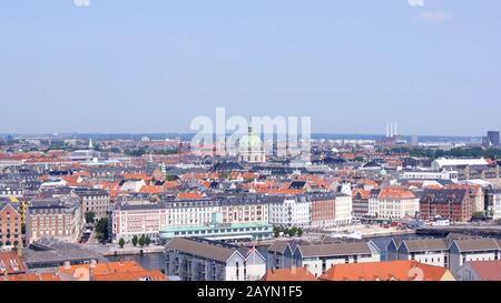 Copenhague, DANEMARK - 6 JUILLET 2015 : horizon de Copenhague à partir De Vor Frelsers Église de notre Sauveur Kirke Banque D'Images