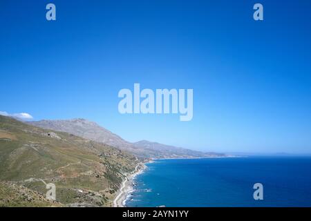 Vue aérienne sur la plage de palmiers de Preveli et le lagon près de Rethymno en Crète, Grèce, Méditerranée en été Banque D'Images