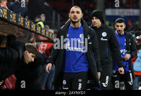 Mayence, Allemagne. 16 février 2020. FIRO: 16.02.2020 Football, Football: 1. Bundesliga, saison 2019/2020 FSV FSV FSV Mainz 05 - S04 FC Schalke 04 S04 Ahmed Kutucu, banque de substitution, banque, joueurs de substitution, réservistes, joueurs de réserve, | usage dans le monde crédit: DPA/Alay Live News Banque D'Images