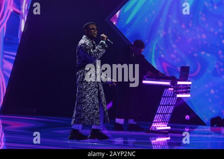 Kiev, Ukraine. 15 février 2020. Kiev, UKRAINE - 15 FÉVRIER 2020: TVORCHI au cours de la sélection nationale Eurovision-2020 de l'Ukraine (photo d'Aleksandr Gusev/Pacific Press) crédit: Pacific Press Agency/Alay Live News Banque D'Images