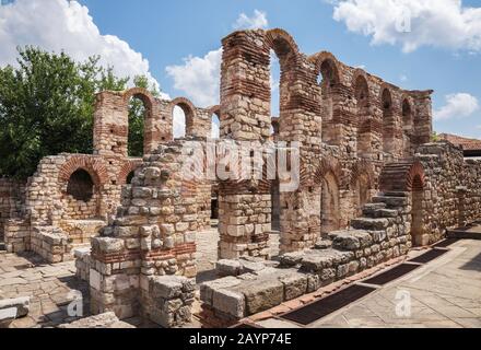 Ruines de l'église Sainte-Sophie ou de l'ancien Bishopric dans la vieille ville de Nessebar, Bulgarie, site classé au patrimoine mondial de l'UNESCO Banque D'Images