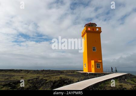 Le phare de Svortuloft, situé dans le parc national de Snaefellsjokull, sur la péninsule de Snaefellsnes, dans l'ouest de l'Islande, a été construit en 1931. Banque D'Images