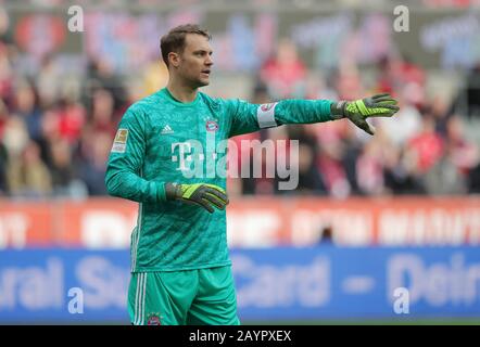 Cologne, Allemagne. 18 mars 2020. FIRO: 16.02.2020, football, 1.Bundesliga, saison 2019/2020, 1.FC Cologne - FC Bayern Munich 1: 4 goalwart Manuel NEUER, Bayern, geste | usage dans le monde crédit: DPA/Alay Live News Banque D'Images