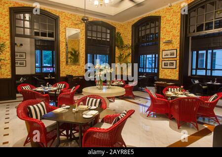 The Strand café dans l'hôtel colonial Strand à Yangon (Rangoon), la plus grande ville du Myanmar. Banque D'Images