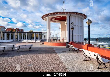 Spa Resort de Binz avec plage et salle de concert extérieure spa, Allemagne Banque D'Images
