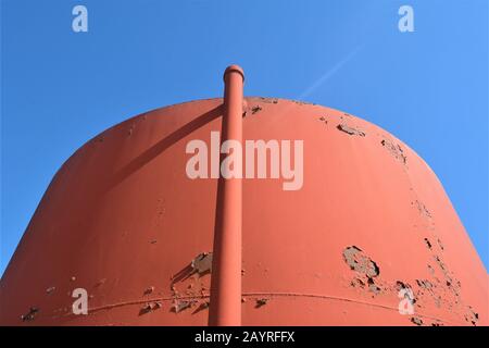 Picot de fer agricole pour irriguer la production alimentaire d'eau dans la vallée centrale de San Joaquin en Californie pendant la sécheresse qui est en cours de crise du réchauffement de la planète Banque D'Images