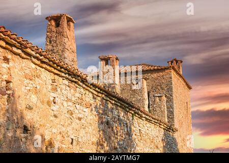 Métamorphose du monastère Sauveur ou Antromonastro signifiant Monastère des hommes, près du village de Petralarono, fondée à la fin du XIIe siècle Banque D'Images