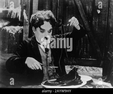 Charlie Chaplin dans le film The Gold Rush. Musée: Musée Central D'Etat Du Cinéma, Moscou. Auteur: Anonyme. Banque D'Images