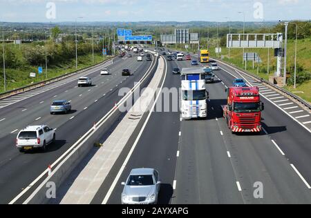 Autoroute  , en direction du nord, dans le comté de Leicestershire, Angleterre, Royaume-Uni. Banque D'Images