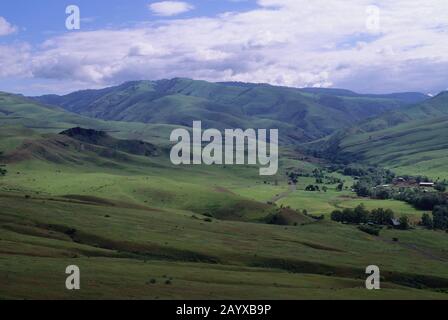 Vue sur le champ de bataille de White Bird Canyon, qui a été combattu