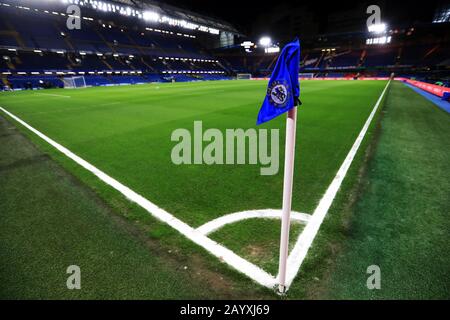 Vue générale du terrain avant la Premier League match à Stamford Bridge, Londres. Banque D'Images