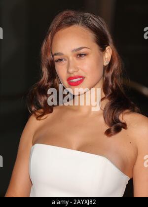 L'actrice Rose Williams assiste au dîner après-fête EE BAFTA à l'hôtel Grosvenor House à Londres, au Royaume-Uni Banque D'Images