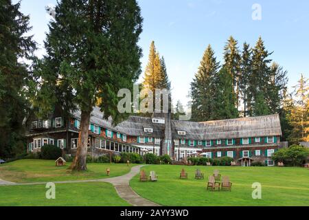 Quinault Lake Lodge, Parc National Olympique, Washington, États-Unis. Banque D'Images