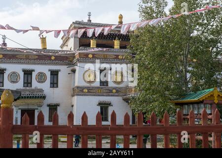 Le temple de Laviran, qui fait partie du monastère d'Erdene Zuu à Kharakhorum (Karakorum), Mongolie, Mongolias le plus grand monastère, (patrimoine mondial de l'UNESCO) Banque D'Images