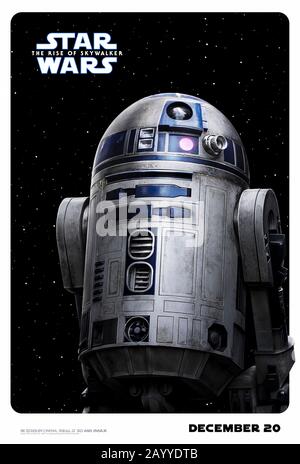 Star Wars: La Montée de Skywalker (2019) dirigée par J.J. Abrams, l'astroméch droid R2-D2 revient dans le chapitre final de la trilogie de Skywalker. Banque D'Images