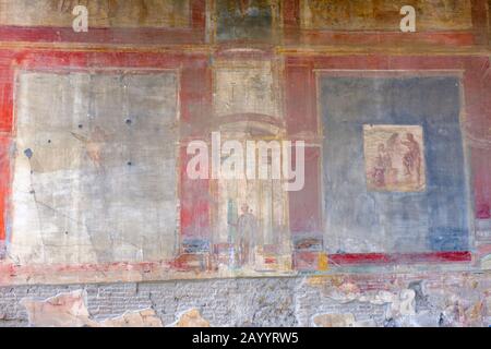 Fresque de Pompéi, fresques romaines de Pompéi Macellum, coin nord-ouest du mur ouest, peinture murale d'IO écoutant Argus, Argo, Pompéi, Italie. Banque D'Images
