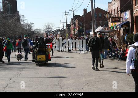 Purina Pet Parade 2020 dans les rues de St. Louis, Missouri, États-Unis. Cette partie de la célébration Mardi gras 2020. Banque D'Images