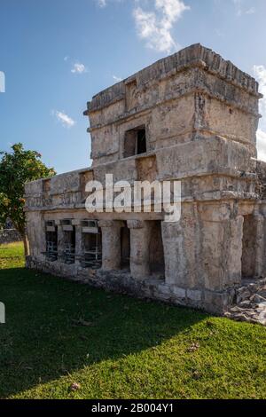 Zone archéologique de Tulum - ruines de la ville portuaire maya, Quintana Roo, Mexique Banque D'Images