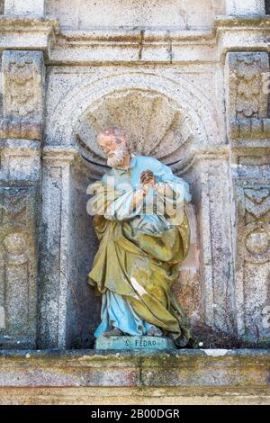 Monastère Saint-Martin De Tibaes, Patio De Rooster, Patio De Galo, Sculpture Saint-Pierre, Braga, Minho, Portugal Banque D'Images