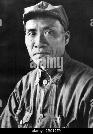 Chine : Zhu de (1er décembre 1886 – 6 juillet 1976) était un général communiste chinois et un génie militaire du XXe siècle. Zhu de était un chef d'État et militaire communiste chinois. Il est considéré comme le fondateur de l'Armée rouge chinoise (le précurseur de l'Armée populaire de libération) et le tacticien qui a conçu la victoire de la République populaire de Chine pendant la guerre civile chinoise. Banque D'Images