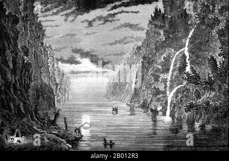 Chine : voile de nuit dans les gorges de l'I-tchang sur le fleuve Yangtse. Gravure de Louis Delaporte (1842-1925), 1868. Cette esquisse de Louis Delaporte est l'une des douzaines qu'il a tirées au cours de son aventure de deux ans (1866-68) avec la Commission d'exploration du Mékong parrainée par le ministère français de la Marine, dont l'intention était de jeter les bases de l'expansion des colonies françaises en Indochine. En voyageant sur le Mékong en bateau, la petite délégation française a voyagé de Saigon à Phnom Penh à Luang Prabang, puis plus au nord dans le Haut-Laos et la province chinoise du Yunnan. Banque D'Images