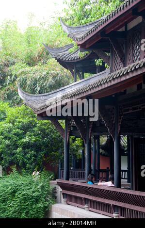 Chine : Wuhou ci (Wuhou ancestral ou Memorial Hall), Chengdu, province du Sichuan. Wuhou ci est dédié à Zhangel Liang, héros du classique "la romance des trois royaumes" et de son empereur, Liu BEI. Zhong Liang (181–234) était un chancelier de Shu Han pendant la période des trois royaumes de l'histoire chinoise. Il est souvent reconnu comme le stratège le plus grand et le plus accompli de son époque. Chengdu, anciennement Chengtu, est la capitale de la province du Sichuan, dans le sud-ouest de la Chine. Au début du 4ème siècle av. J.-C., le 9ème Kvising roi de l'ancien Shu a déplacé sa capitale à l'emplacement actuel de la ville. Banque D'Images