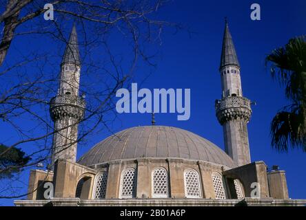 Syrie: Mosquée Tekkiye, Damas. La mosquée Tekkiye (également Takiyyeh as-Sulaymaniyyah, Takieh as-Sulaymaniyya) a été construite sur les ordres de Suleiman le magnifique et conçue par l'architecte Mimar Sinan entre 1554 et 1560. Il a été décrit comme "le meilleur exemple à Damas de l'architecture ottomane". Banque D'Images