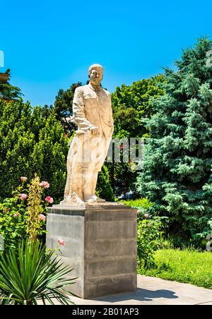 Statue de Staline à Gori, Géorgie. Gori est le lieu de naissance de Joseph Staline Banque D'Images