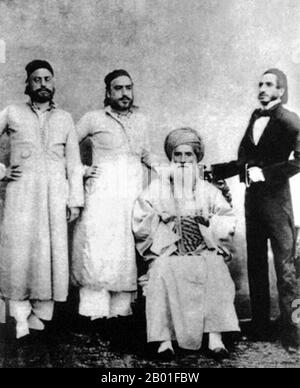 Inde/Irak : David Sassoon (octobre 1792 – 7 novembre 1864) avec ses fils Elias David, Albert Abdallah et David Sassoon, vers 1850. Sassoon est né à Bagdad, où son père, Saleh Sassoon, était un riche homme d'affaires et trésorier en chef des pashas (les gouverneurs de Bagdad) de 1781 à 1817, et dirigeant de la communauté juive de la ville. La famille était Sephardim dont les ancêtres vivaient autrefois en Espagne. Sa mère était l'amam Gabbai. Suite à la persécution croissante des Juifs de Bagdad par Daud Pasha, la famille a déménagé à Bombay via la Perse. Sassoon était en affaires à Bombay au plus tard en 1832. Banque D'Images