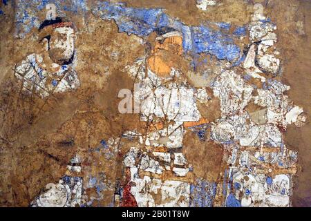 Ouzbékistan : trois délégués. Détail d'une section des peintures murales de l'Afrasiab, c. 850 de notre ère. La peinture Afrasiab est un exemple rare de l'art sogdien Il a été découvert en 1965 lorsque les autorités locales ont décidé de construire une route au milieu du monticule de Afrāsiāb, l'ancien site de Samarkand pré-mongol. Il est maintenant conservé dans un musée spécial sur le monticule de Afrāsiāb. C'est la peinture principale que nous avons de l'art ancien sogdien La peinture remonte au milieu du 7e siècle de notre ère. Banque D'Images