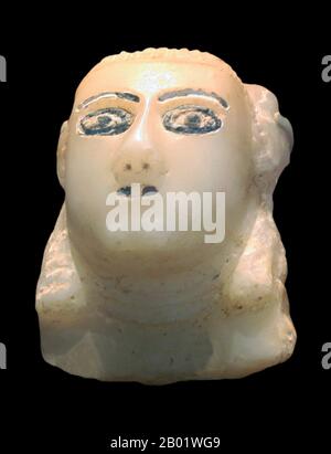 Yémen : tête d'albâtre de l'ancienne Arabie du Sud, c. 100 BCE - 100 EC. Photo de Einsamer Schütze (licence CC BY-sa 3,0). L'Arabie du Sud en tant que terme général se réfère à plusieurs régions actuellement reconnues, en premier lieu la République du Yémen ; pourtant, elle a historiquement également inclus Najran, Jizan et Asir qui sont actuellement en Arabie Saoudite, et Dhofar actuellement à Oman. Les frontières de l'Arabie du Sud telles que conçues linguistiquement comprendraient les peuples historiques parlant les langues arabes du Sud ainsi que les dialectes voisins de l'arabe, et leurs descendants. Banque D'Images