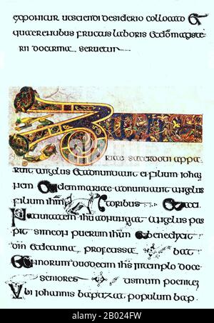 Irlande/Écosse : le folio 19 contient le début des Breves causae de Luc. Le Livre de Kells, c. 800 EC. Le Livre de Kells (en irlandais : Leabhar Cheanannais) (Dublin, Trinity College Library, MS A. I. (58), parfois connu sous le nom de Livre de Columba) est un livre de l'Évangile manuscrit enluminé en latin, contenant les quatre Évangiles du Nouveau Testament ainsi que divers textes et tableaux du Préfatoire. Il a été créé par des moines celtiques vers 800 ou un peu plus tôt. Le texte des Évangiles est largement tiré de la Vulgate, bien qu'il comprenne également plusieurs passages tirés de versions antérieures de la Bible. Banque D'Images