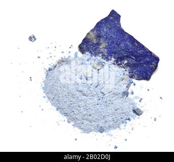 Lapis Lazuli - sous forme de roche et de terre jusqu'à faire du pigment bleu Banque D'Images