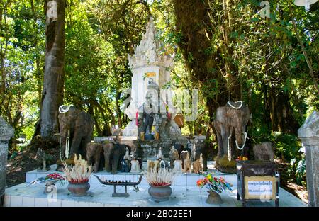 Inthanon, Chao (roi) de Chiang Mai, 1871-1897 fut le septième seigneur de la dynastie Chao Chet ton qui dirigeait Chiang Mai et l'ancien Royaume Lan Na comme affluent de la dynastie Siamese Chakri à Bangkok de 1775 à 1939. Banque D'Images