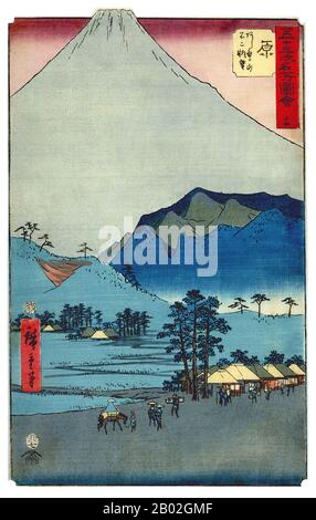 Utagawa Hiroshige (歌川 広重, 1797 – 12 octobre 1858) était un artiste ukiyo-e japonais et l'un des derniers grands artistes de cette tradition. Il a également été appelé Andō Hiroshige (安藤 広重) (une combinaison irrégulière de nom de famille et de nom d'art) et par le nom d'art de Ichiyūsai Hiroshige (一幽斎廣重). Le Tōkaidō (東海道 East Sea Road) était le plus important des Cinq Itinéraires de la période Edo, reliant Edo (Tokyo moderne) à Kyoto au Japon. Contrairement à l'intérieur des terres et moins fortement voyagé Nakasendō, le Tōkaidō a voyagé le long de la côte de la mer de l'est Honshū, d'où le nom de la route. Banque D'Images