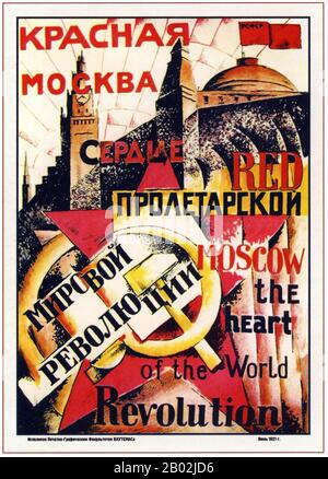 La Révolution russe est le terme collectif d'une série de révolutions en Russie en 1917, qui ont démantelé l'autocratie tsariste et conduit à la création du SFSR russe. Le tsar a été forcé à abdiquer et l'ancien régime a été remplacé par un gouvernement provisoire lors de la première révolution de février 1917 (mars dans le calendrier grégorien; l'ancien calendrier Julien était utilisé en Russie à l'époque). Lors de la deuxième révolution, en octobre, le gouvernement provisoire a été retiré et remplacé par un gouvernement bolchevik (communiste). Banque D'Images