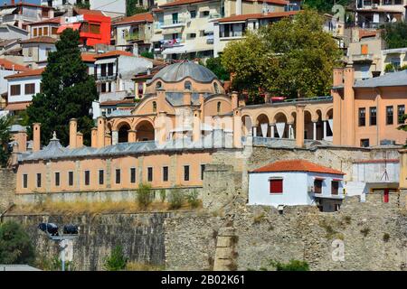 Kavala, Grèce - 18 septembre 2015 : l'hôtel Imaret, l'ancienne carvanserie et l'école coranique Banque D'Images