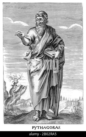Pythagore le Samian était un philosophe grec Ionienne, mathématicien, et fondateur du mouvement religieux appelé Pythagoreanisme. La plupart des informations sur Pythagore ont été écrites des siècles après sa vie, si peu d'informations fiables est connue à son sujet. Il est né sur l'île de Samos, et aurait pu voyager largement dans sa jeunesse, en visitant l'Egypte et d'autres endroits à la recherche de connaissances. Pythagore a apporté des contributions influentes à la philosophie et à la religion à la fin du 6ème siècle BCE. Il est souvent vénéré comme un grand mathématicien, mystique, et scientifique et est plus connu pour le Pyt Banque D'Images