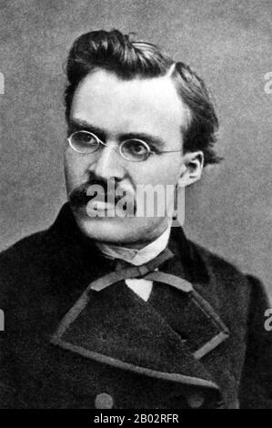 Friedrich Wilhelm Nietzsche (15 octobre 1844 – 25 août 1900) était un érudit allemand latin et grec, philosophe, critique culturel, poète et compositeur. Il a écrit plusieurs textes critiques sur la religion, la moralité, la culture contemporaine, la philosophie et la science. Nietzsche a commencé sa carrière de philologue classique, érudit de critiques textuelles grecques et romaines, avant de se tourner vers la philosophie. En 1869, à l'âge de 24 ans, il devient le plus jeune occupant de la Chaire de philologie classique de l'Université de Bâle. Il démissionna en 1879 en raison de problèmes de santé qui l'ont le plus souffert de sa vie. En 1889, à l'âge de 44 ans Banque D'Images