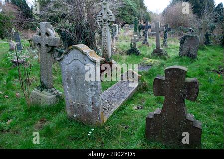 Oxford, Angleterre, Royaume-Uni. 2 février 2020 la tombe de Kenneth Grahame, cimetière Hollywell, l'écrivain britannique célèbre pour le vent dans les Willows, St Cross Banque D'Images