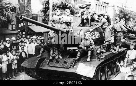 Les troupes soviétiques ont libéré la ville portuaire chinoise de Dalian de l'occupation japonaise en août 1945, dans le cadre De l'Offensive stratégique Manchurienne. La campagne a commencé le 9 août 1945, avec l'invasion soviétique et mongole de l'état de marionnettes japonais de Manchukuo dans le nord-est de la Chine et a été la plus grande campagne de la guerre soviétique-japonaise de 1945, Qui a repris les hostilités entre l'Union soviétique et l'Empire du Japon après près de six ans de paix. La défaite rapide de l’armée japonaise de Kwantung a été prétendée comme un facteur important de la reddition japonaise et de la fin de la seconde Guerre mondiale, A. Banque D'Images