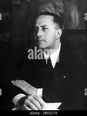 GIAN Galeazzo Ciano, 2ème comte de Cortellazzo et Buccari (18 mars 1903 – 11 janvier 1944) fut ministre des Affaires étrangères de Fascist Italie de 1936 à 1943 et gendre de Benito Mussolini. Le 11 janvier 1944, le comte Ciano a été abattu par le peloton à la demande de son beau-père, Mussolini, sous la pression de l'Allemagne nazie. Ciano a écrit et laissé derrière lui un journal qui a été utilisé comme source par plusieurs historiens, y compris William Shirer dans sa Montée et la chute du troisième Reich. Banque D'Images