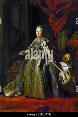 Catherine II de Russie (Russe: Yekaterina Alekseyevna, 2 mai 1729 – 17 novembre 1796), était la plus célèbre et la plus longue dirigeante de Russie, régnant de 1762 jusqu'à sa mort en 1796 à l'âge de 67 ans. Née à Stettin, en Poméranie, en Prusse sous le nom de Sophie Friederike Auguste von Anhalt-Zerbst-Dornburg, elle est arrivée au pouvoir suite à un coup d'État quand son mari, Peter III, a été assassiné. La Russie a été revitalisée sous son règne, elle a connu une croissance plus importante et plus forte que jamais et elle est reconnue comme l'une des grandes puissances de l'Europe. Banque D'Images