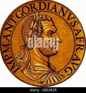 Gordian I (159-238) est né dans une famille de rang équestre, bien qu'il y ait peu d'autre connu au sujet de sa première vie. Il s'est levé au pouvoir tard sous le règne de l'empereur Alexandre Severus, devenant finalement gouverneur de la province romaine d'Afrique en 237. Quand Alexandre a été tué et remplacé par Maximinus Thrax, beaucoup ont été mécontents de son règne, en particulier le Sénat romain, qui a vu Maximinus avec un sévère mépris et ne l'a pas considéré comme un vrai romain. Ce mécontentement a finalement entraîné une révolte en Afrique en 238. Les émeutiers déclarèrent Gordian I le nouvel empereur, qui accepta seulement si h Banque D'Images