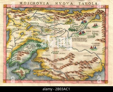 Girolamo Ruscelli (années 1500-1566) était un cartographe italien, rédacteur, humaniste et polymath qui a travaillé et vécu à Venise au début du XVIe siècle. Ruscelli a fondé une "Académie des secrets" à Naples dans les années 1840, composée d'humanistes et de nobles; l'académie a été le premier exemple enregistré d'une société scientifique expérimentale. Son travail le plus connu est une révision significative et importante de la géographie de Ptolémée, publiée à titre posthume en 1574. Banque D'Images