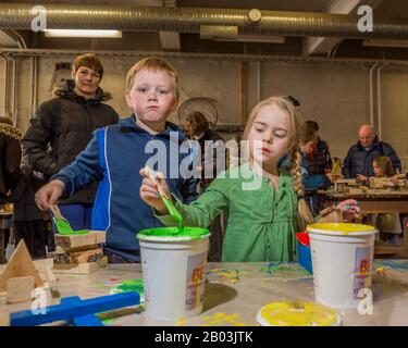 Peinture de frères et sœurs, festival pour enfants, Reykjavik, Islande