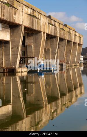 GIRONDE, BORDEAUX, VUE AÉRIENNE, ZONE CLASSEE PATRIMOINE MONDIAL DE L'UNESCO, BASSINS FLOTTANTS, BASE SOUS-MARINE Banque D'Images