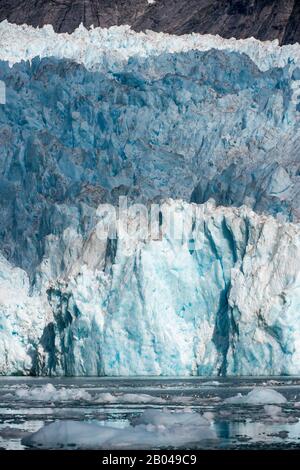 Vue sur la face du glacier LeConte, un glacier marémotrice dans la baie LeConte, la forêt nationale Tongass, sud-est de l'Alaska, États-Unis. Banque D'Images